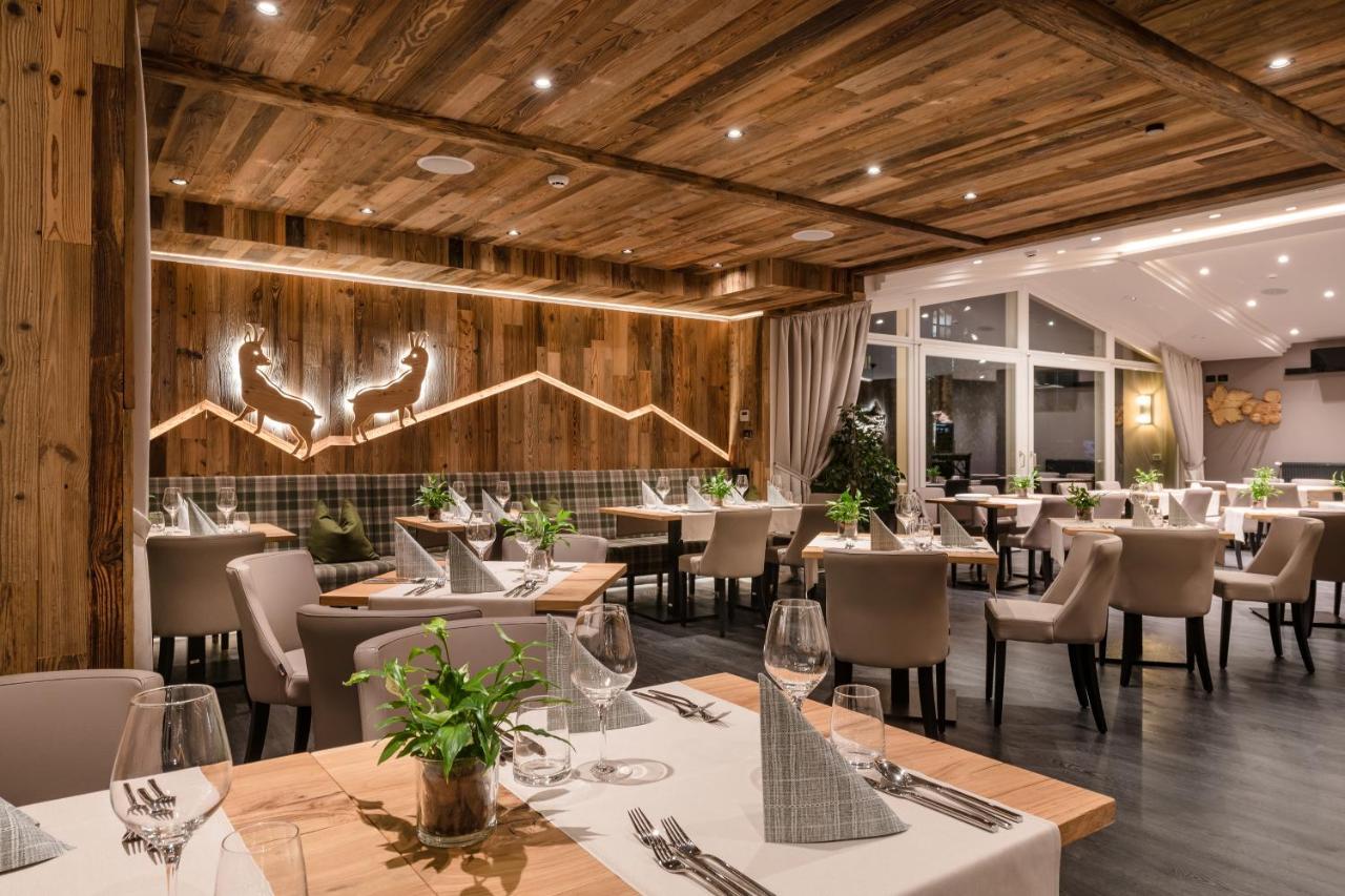 Mondi Hotel Tscherms Екстер'єр фото