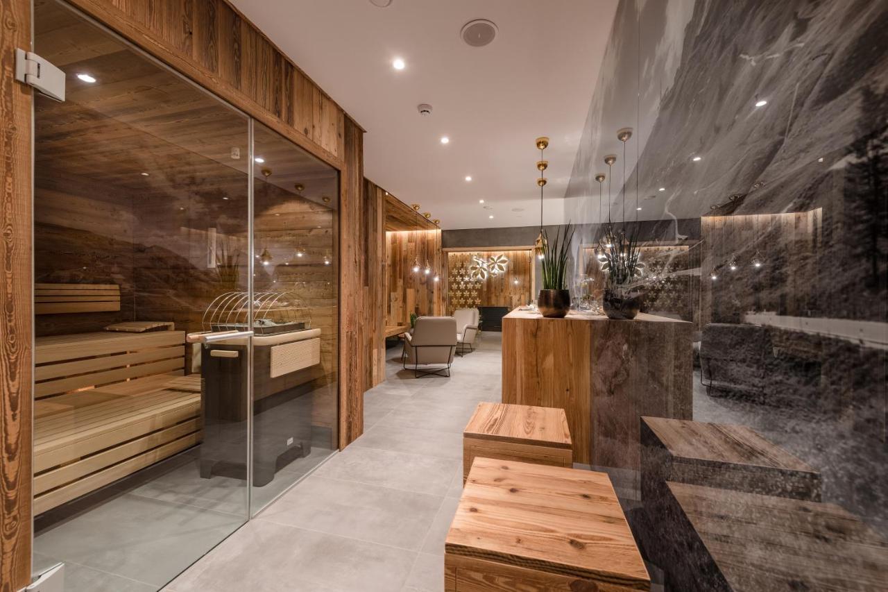 Mondi Hotel Tscherms Екстер'єр фото